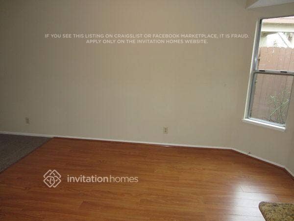 Building Photo - 13921 Pheasant Knoll Ln