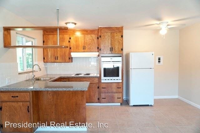 Building Photo - 2491 Skylark Dr