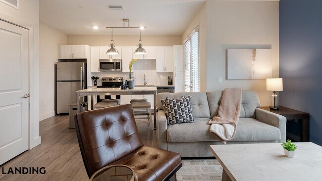 Foto del edificio - 5885 Lakehurst Dr