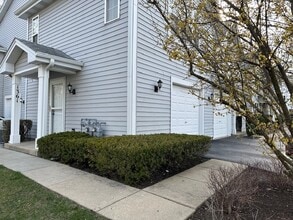 Building Photo - 1361 Orleans Dr