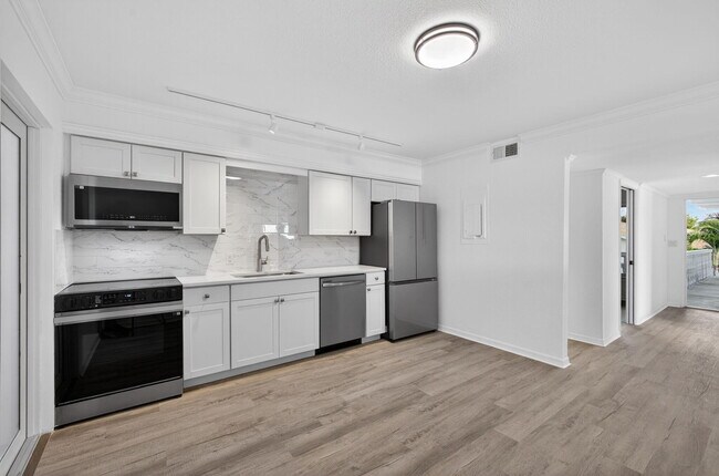 Foto del edificio - 624 Southwind Cir