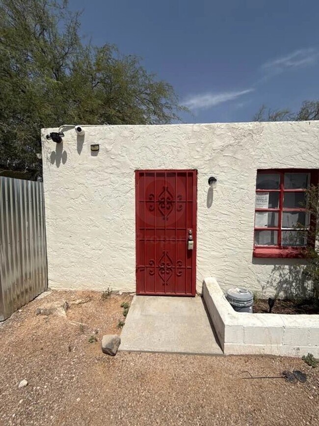 Foto del edificio - 2519 N Estrella Ave