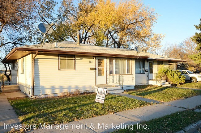 Foto del edificio - 700-702 5th Ave SW