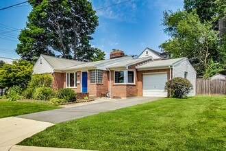 Building Photo - 8617 Lynbrook Dr