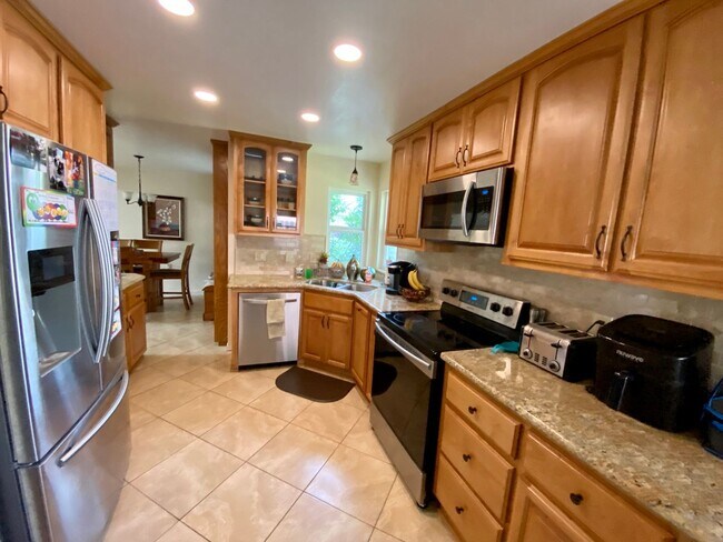 Foto del edificio - Do Not Disturb The Tenant!