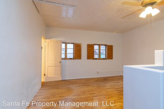 Building Photo - 447 Cerrillos Rd