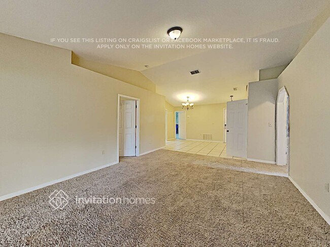 Foto del edificio - 1545 Reade Cir