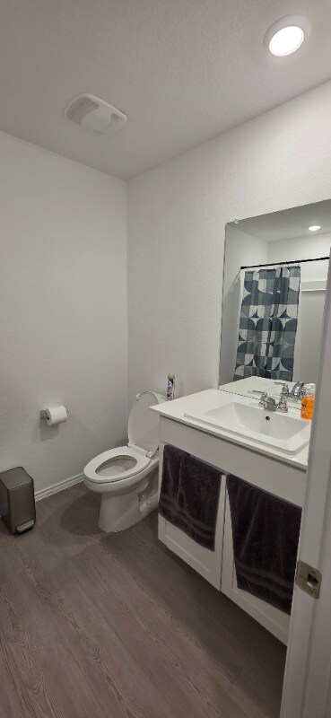 Foto del edificio - 115 Kings Row Ln