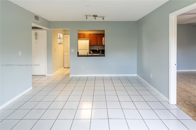 Foto del edificio - 14913 SW 104th St