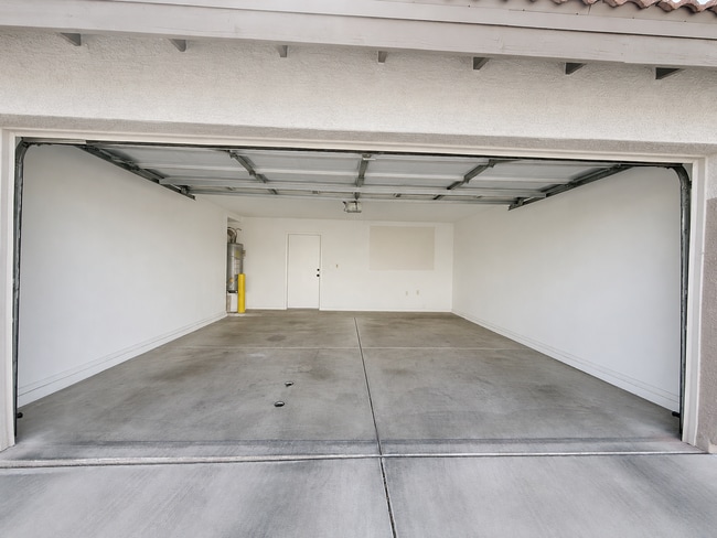 Building Photo - 3221 N 37th St