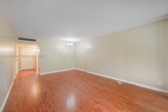 Building Photo - 20500 W Country Club Dr