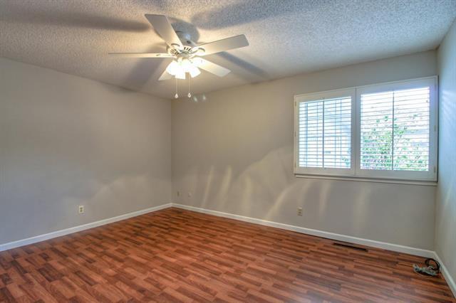 Building Photo - 1108 Topaz Ave