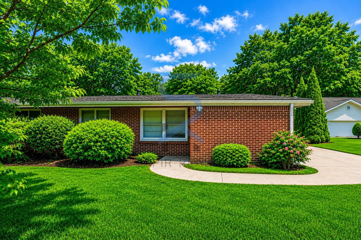 Peaceful Living in Pine Log Park – 2BR/2BA Conyers Gem - Charming 2-Bed, 2-Bath Duplex Retreat at 1055 Pine St NE, Conyers – Spacious 1184 Sq Ft Living!