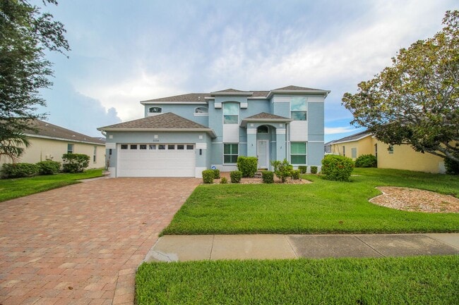Building Photo - Furnished Pool home in Glenn Lakes