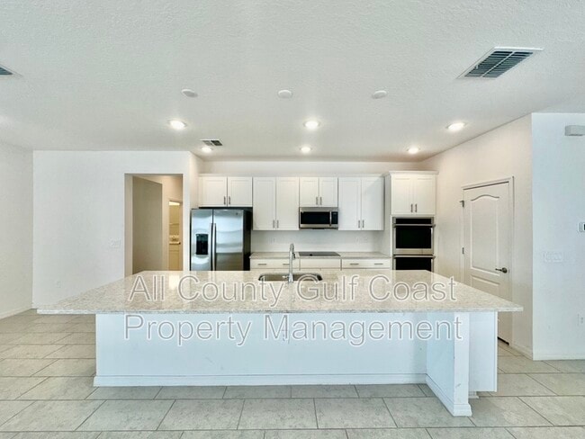 Foto del edificio - 2218 Citrus Breeze Dr