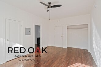 Building Photo - 245 N Kenmore Ave