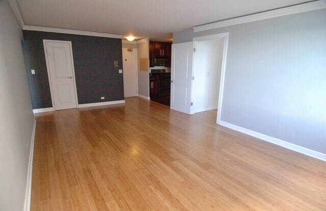 Foto del edificio - 6157 N Sheridan Rd