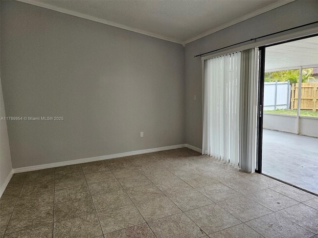 Foto del edificio - 6455 SW 135th Ave