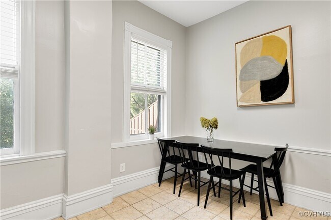 Foto del edificio - 1621 W Grace St