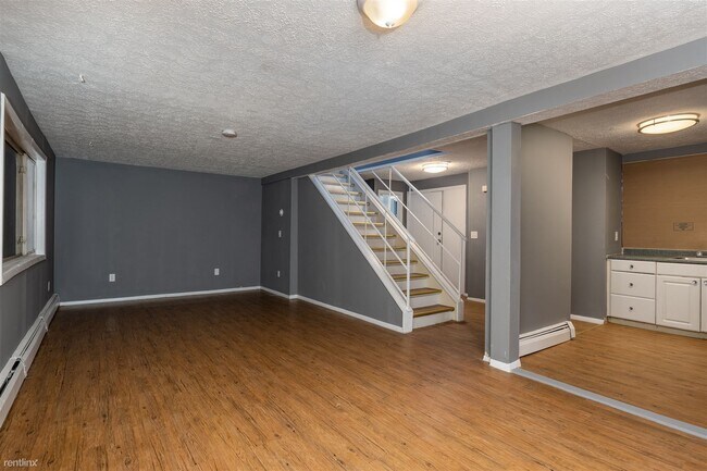 Foto del edificio - 131 Naugatuck St
