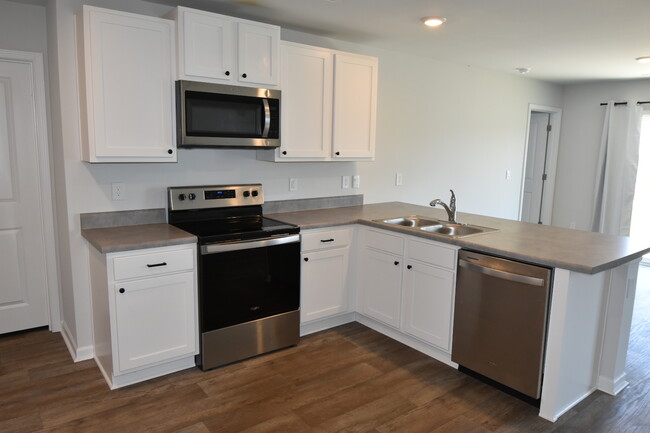 Building Photo - 1712 Fox Trace Cir