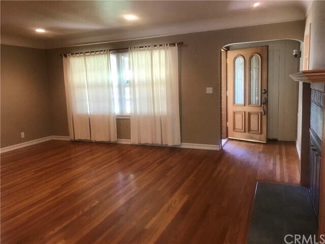 Foto del edificio - 43 W Pamela Rd