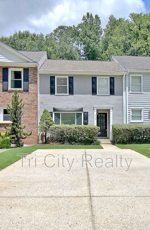 Foto del edificio - 210 Flat Creek Ct