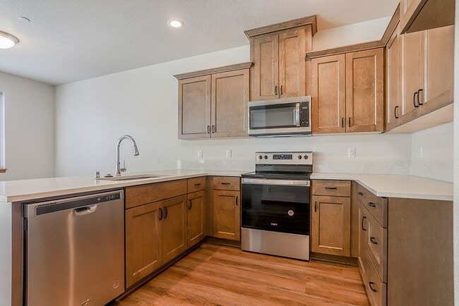 Foto del edificio - Beautiful 2 Bedroom Duplex in Great Washou...