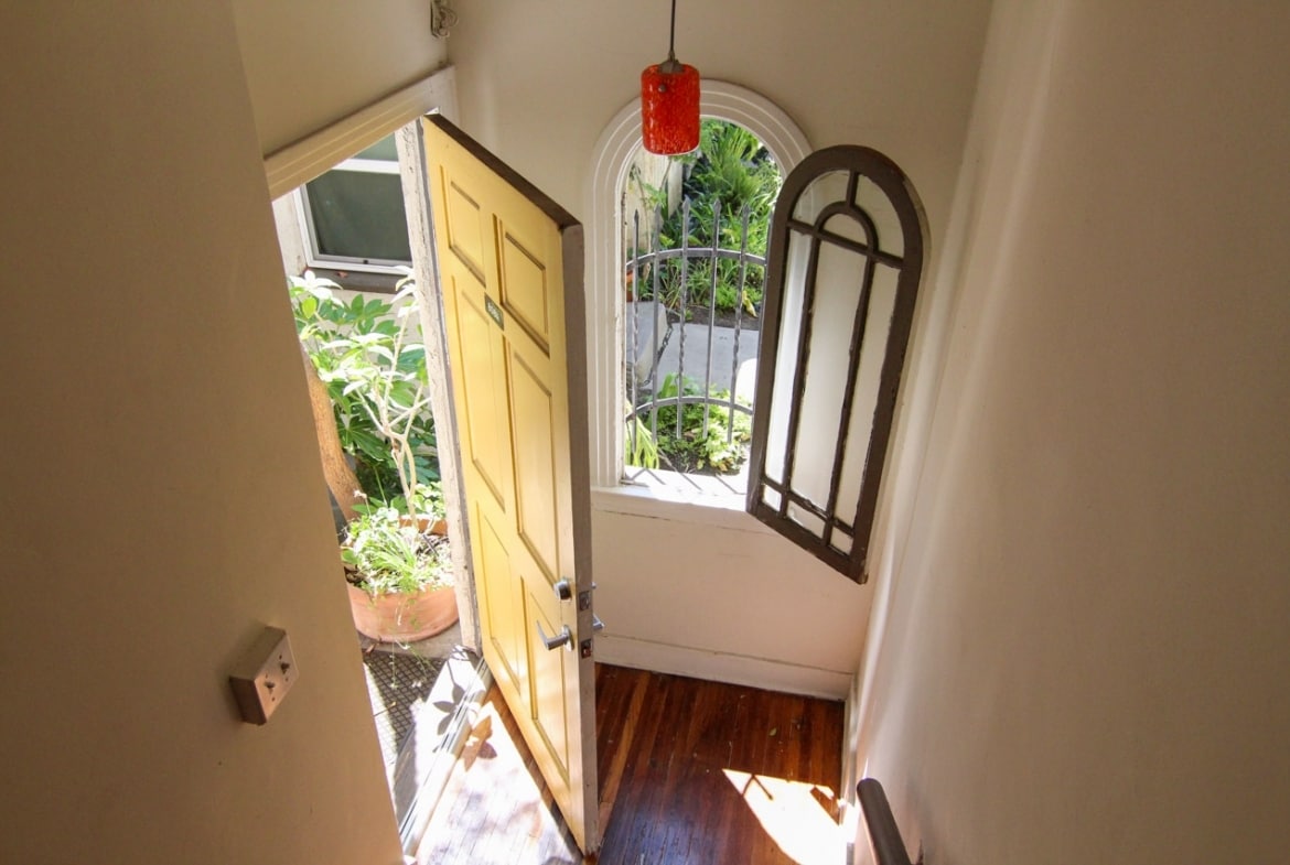 Primary Photo - 808 Lucile Ave