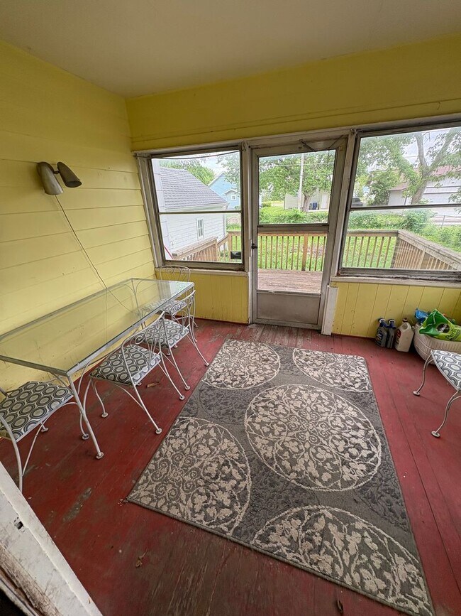 Foto del edificio - 3 Bedroom Single Family Home