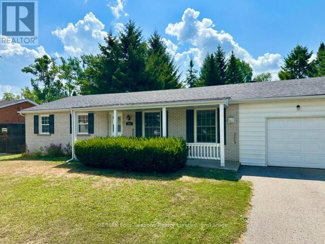 Photo du bâtiment - 207 Christopher St