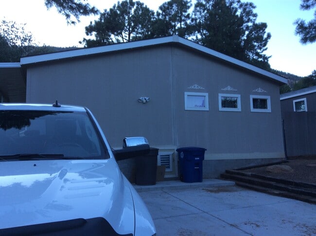 front parking - 4363 E Wintergreen Rd