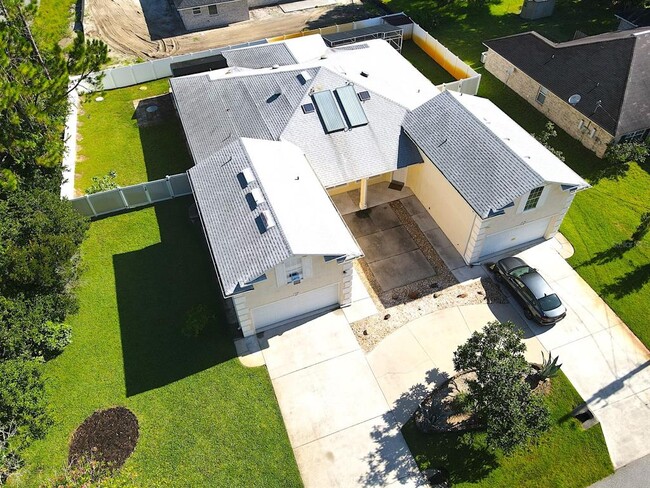 Foto del edificio - 20 Regis Ln