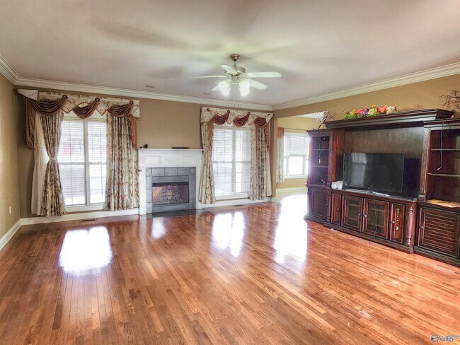 Foto del edificio - 117 Shadow Pointe Cir