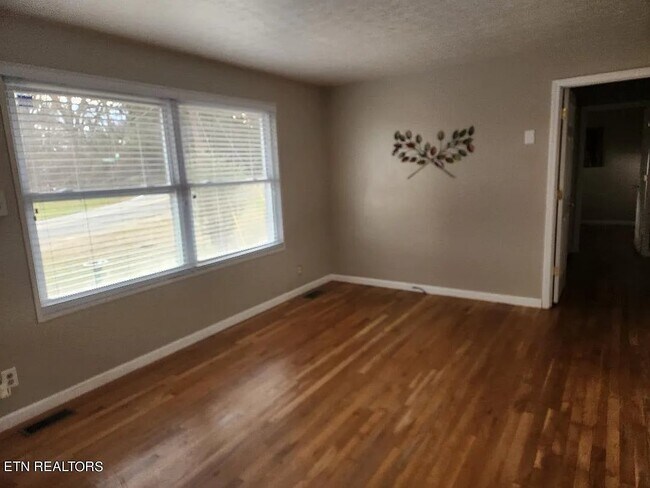 Foto del edificio - 507 Tipton Ave