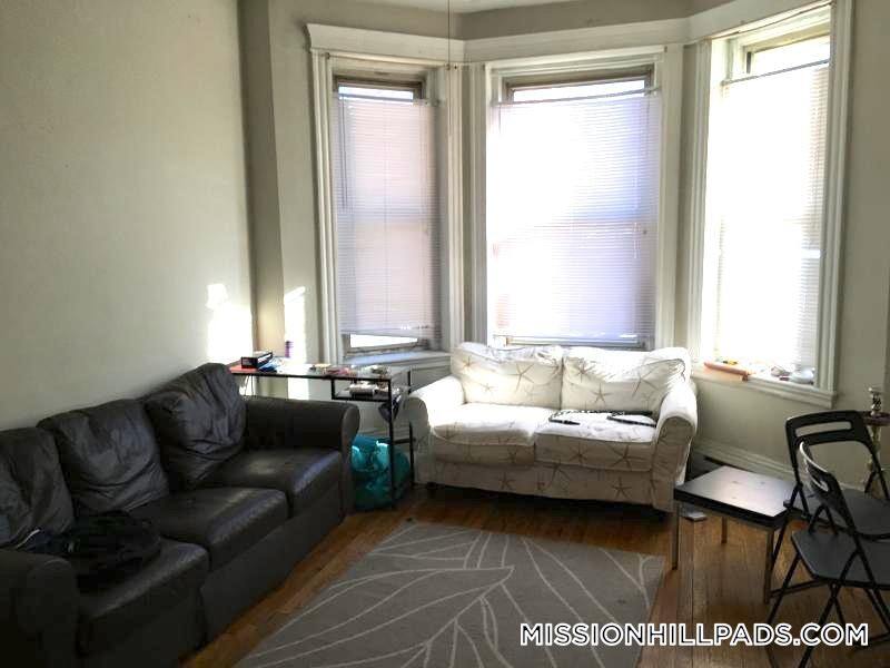 Foto principal - 895 Huntington Ave