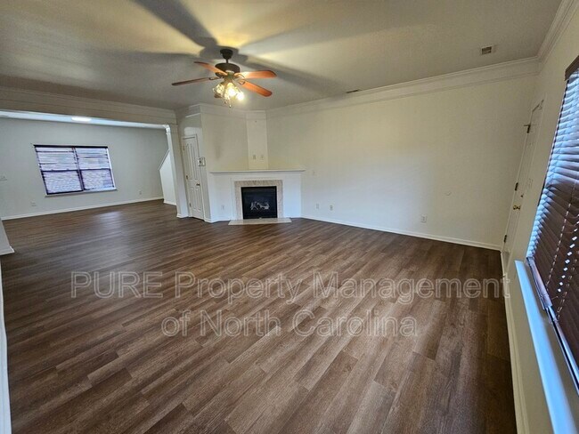 Building Photo - 104 S Ranney Way