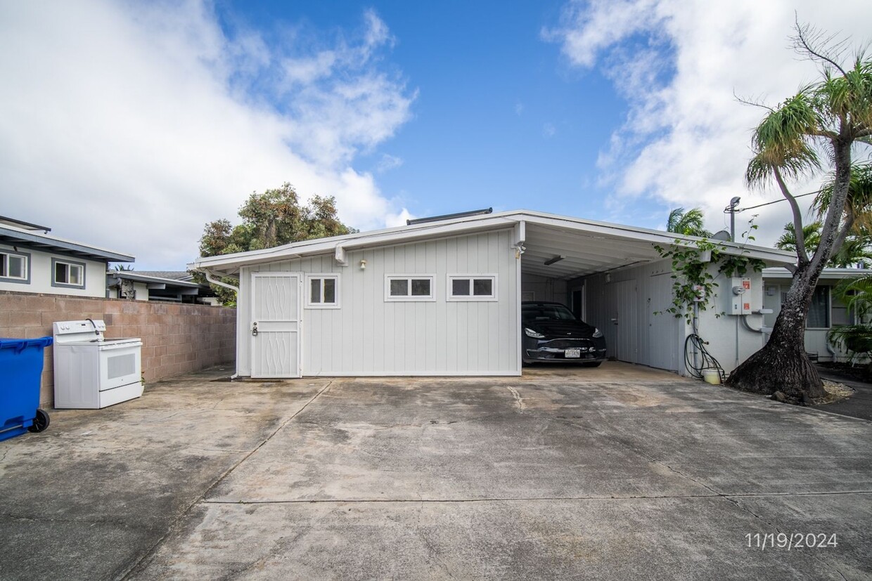 Primary Photo - Studio in Kailua, Avail Now, Schedule an A...