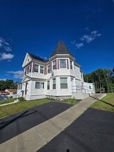 Building Photo - 239 Pleasant St