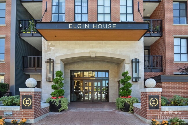 Building Photo - 2 - Bed + 2 - Bath Condo for Rent in Surrey!