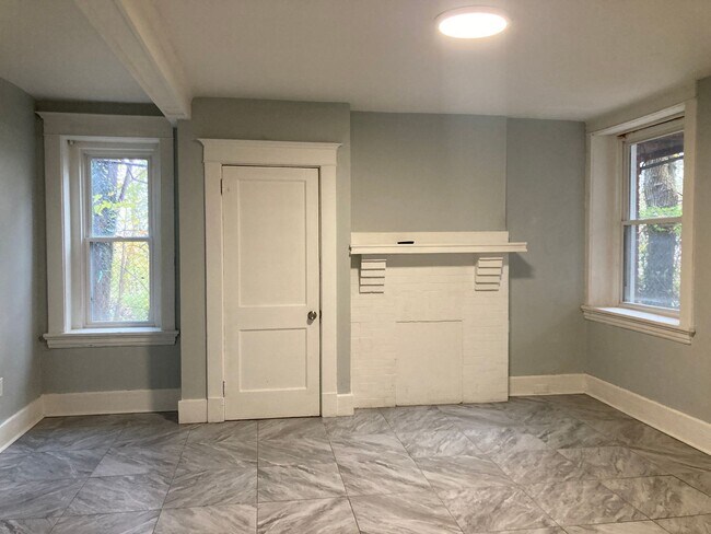 Building Photo - 5518 Broad Street