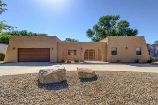 Building Photo - 15 Wineglass Dr