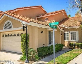 Building Photo - 4895 Santo Dr