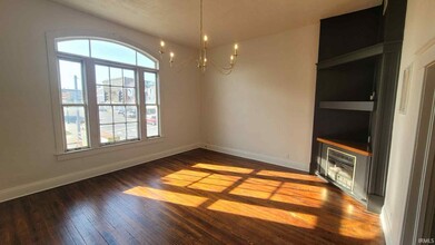 103 S Main St