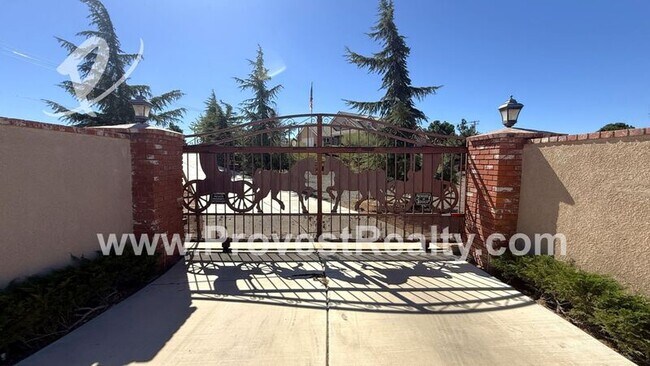 Building Photo - 10281 Whitehaven St