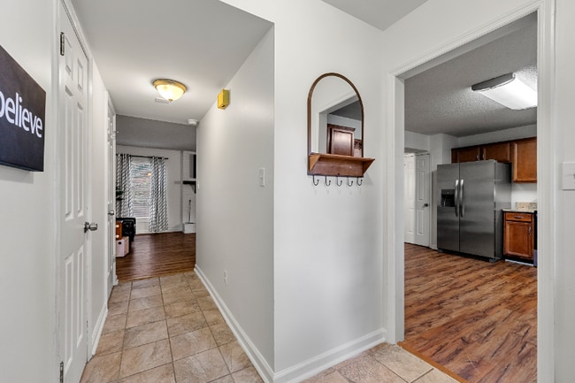 Building Photo - 5018 Bell Dr SE