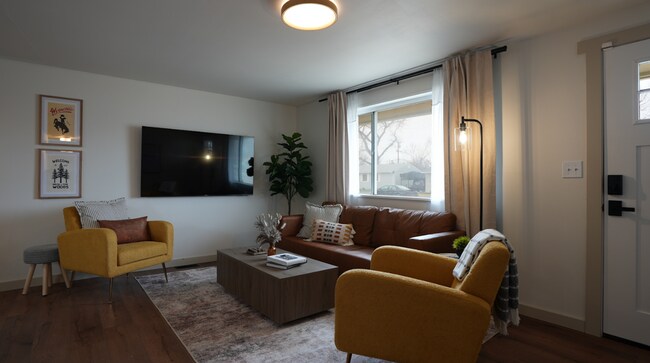 Foto del edificio - The Landman | Furnished 3BR | All Utilities Included | 6-Month Stay