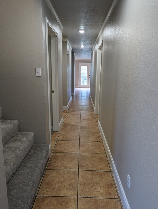 Hallway - 100 Harbour Town Dr