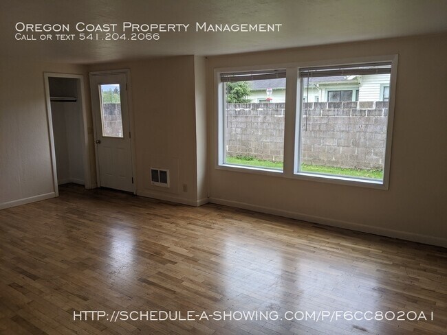 Building Photo - 1707 12th St