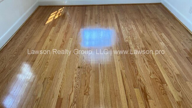 Foto del edificio - Lovely 4 Bedroom 3 Bath Home in South Roanoke